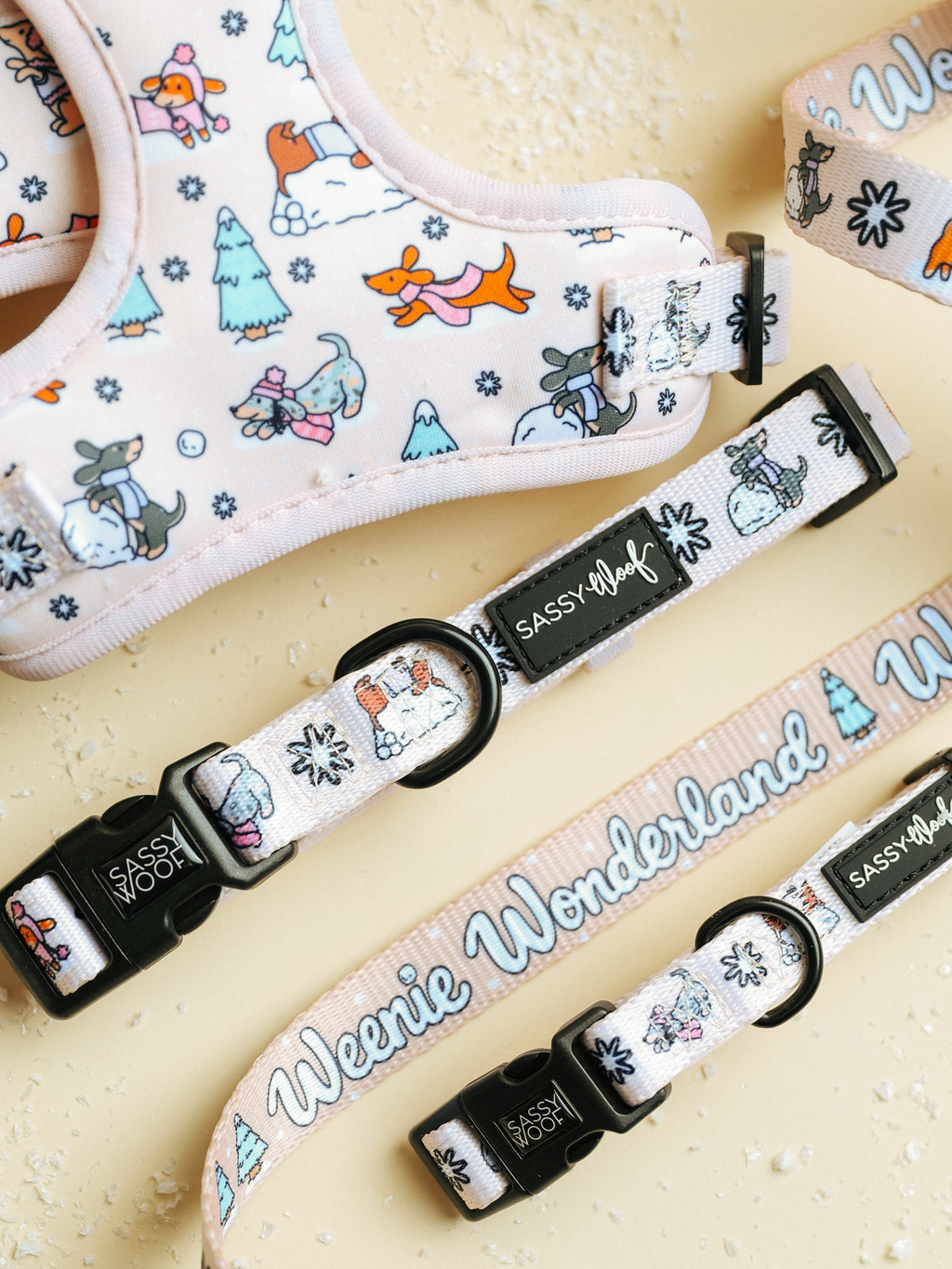 Weenie Wonderland | Dog Collar
